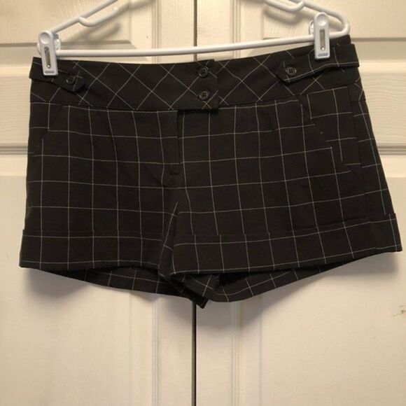 Guess Windowpane Shorts  - Picture 1 of 4